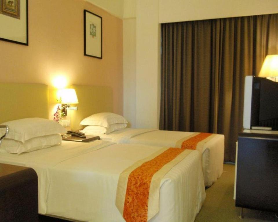 Ritz Garden Hotel Ипох Экстерьер фото
